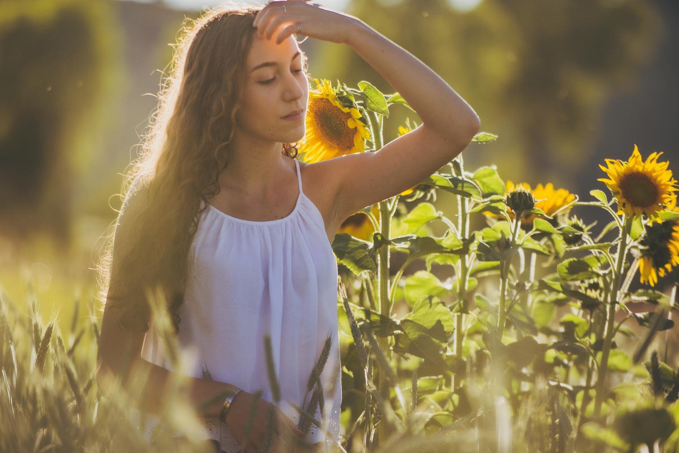 carousel-hero-element image-0